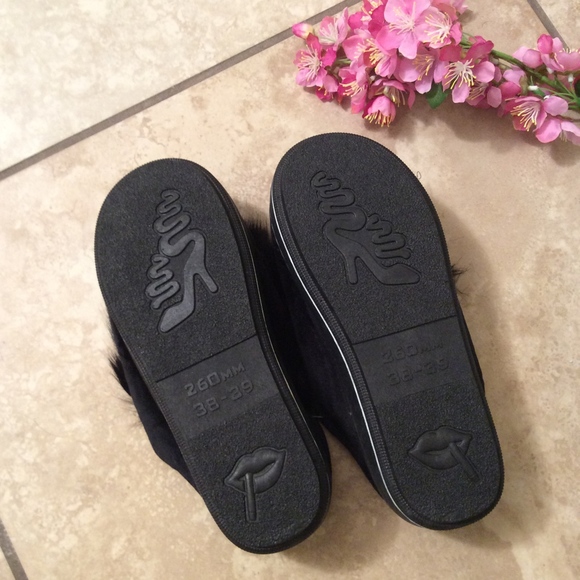 🎀FUR RABBIT BUNNY EAR SLIPPERS BLACK BLING SLEEP - Picture 6 of 8